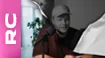 Кадр перехода PC Rough Cut: рваный Paper Cut переход между кадрами вертикального видео